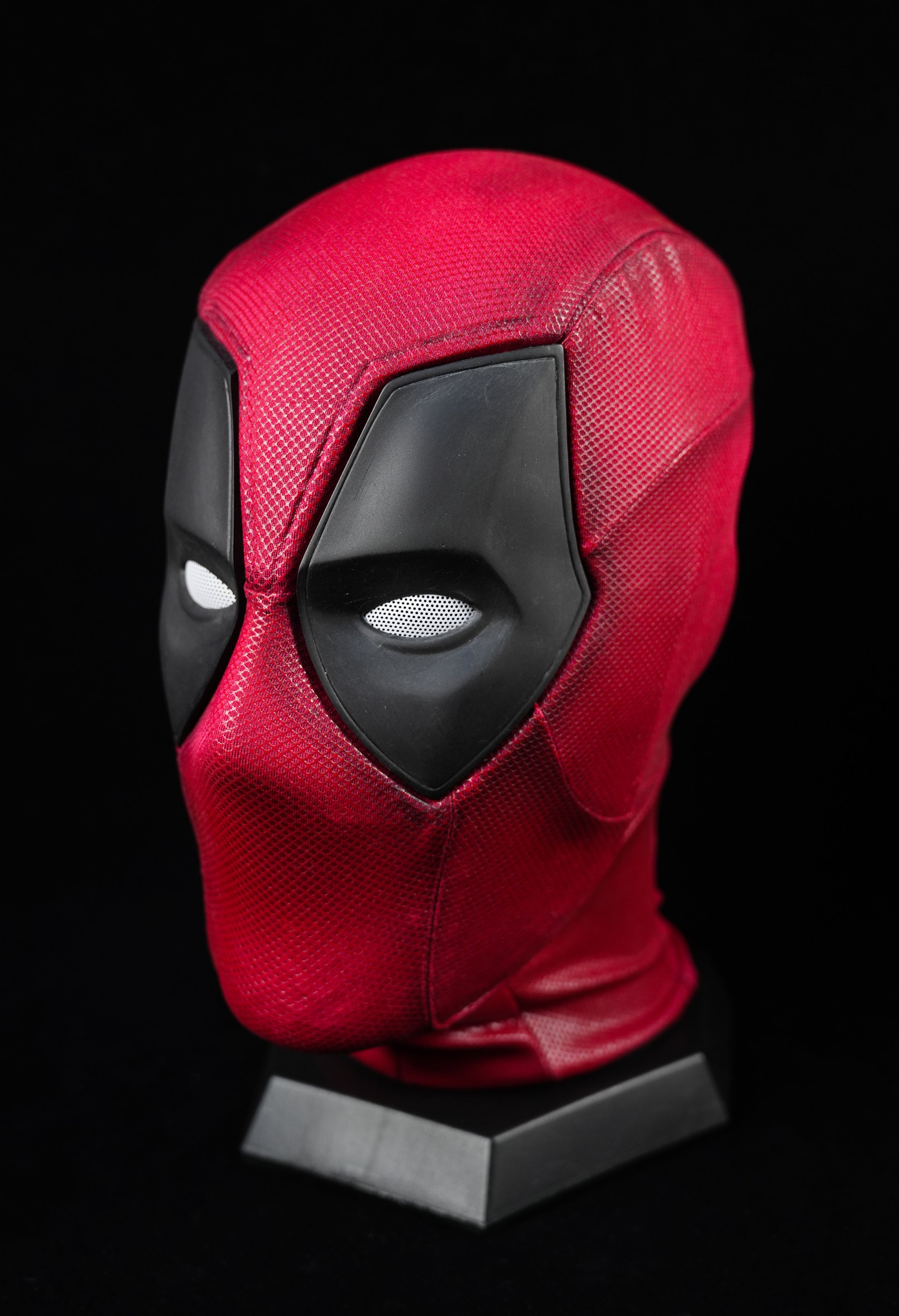 Dead pool mask with Faceshell Wearable Movie Prop Replica (Adult)