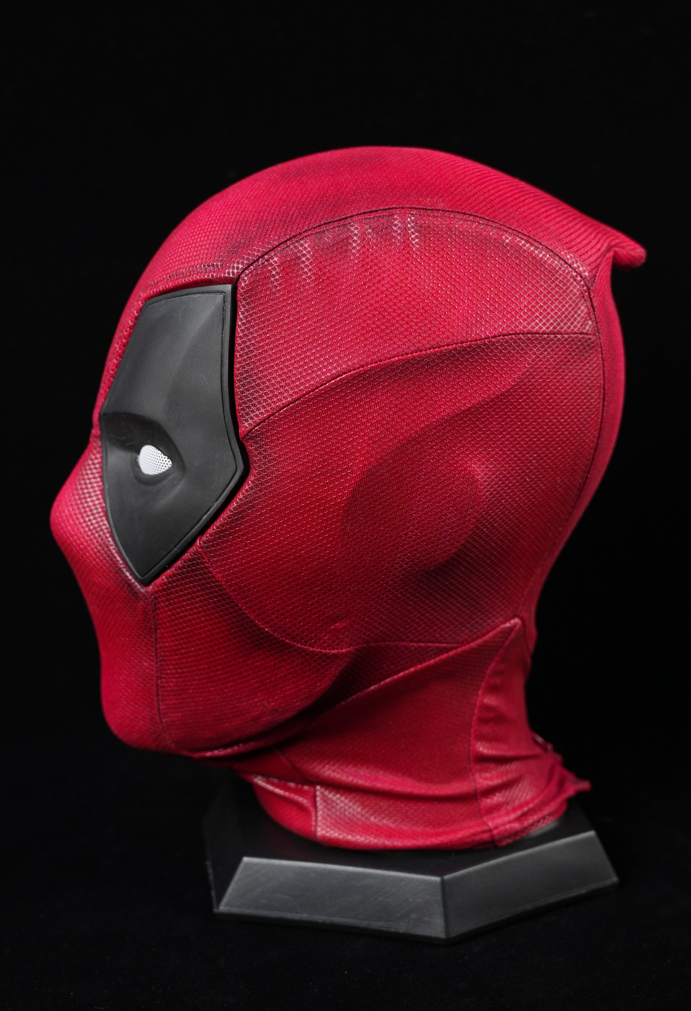 Dead pool mask with Faceshell Wearable Movie Prop Replica (Adult)